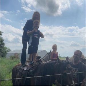 Meet your Posher, Isabella